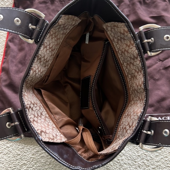 Coach med bag. Brown. Barely used. - Picture 4 of 8